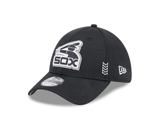 Men's Chicago White Sox New Era Black 2024 Clubhouse 39THIRTY Flex Fit Hat