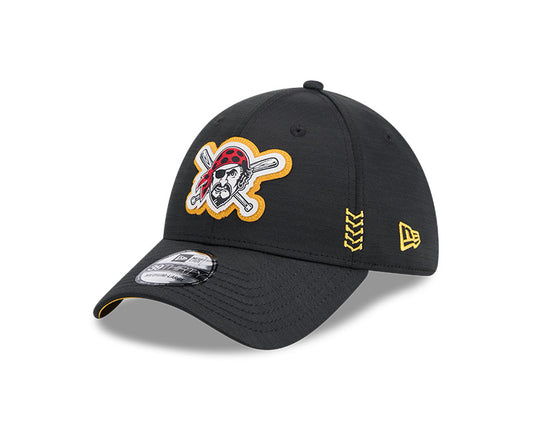 Men's Pittsburgh Pirates New Era Black 2024 Clubhouse 39THIRTY Flex Fit Hat