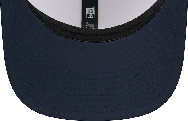 Men's Chicago Bears New Era White/Navy Secondary Logo 2025 NFL Training Camp 9SEVENTY Adjustable Hat - Pro Jersey Sports