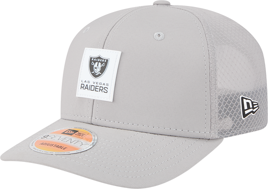 Men's Las Vegas Raiders New Era Gray 2025 NFL Sideline Heat 9SEVENTY Adjustable Hat
