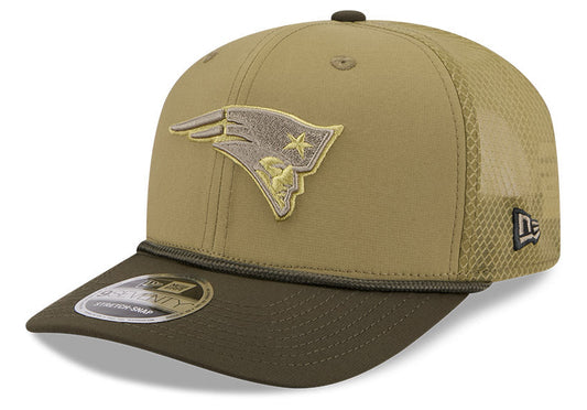 Men's New England Patriots New Era Green 2025 Salute To Service Sideline 9SEVENTY Trucker Adjustable Hat - Pro Jersey Sports