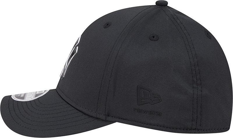 New York Yankees New Era M-Crown 39Thirty Metallic Black Performance Flex Fit Hat