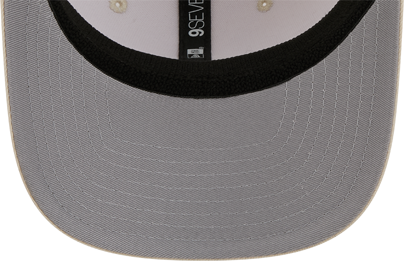 Men's Chicago Cubs New Era Light Beige Color Pack 9SEVENTY Trucker Adjustable Hat