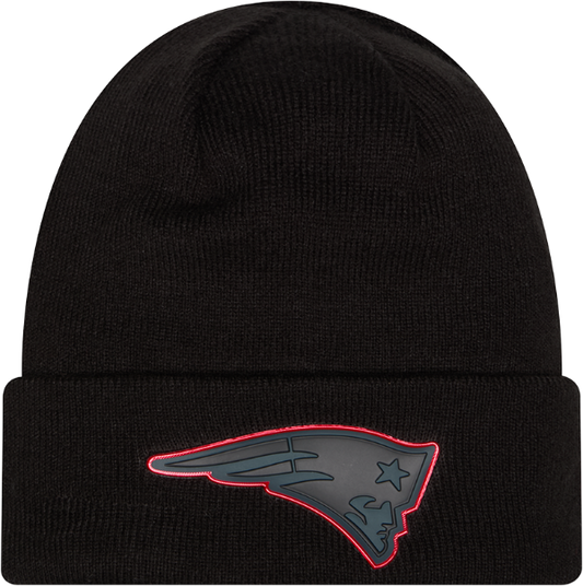 New England Patriots Chrome 2026 Sideline Black New Era Knit Cuffed Knit