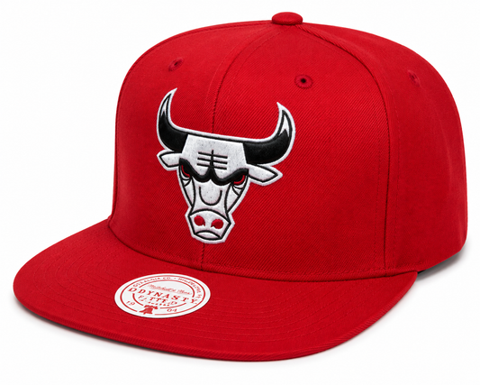 Mens NBA Chicago Bulls White Logo Team Ground Red Snapback Hat By Mitchell And Ness