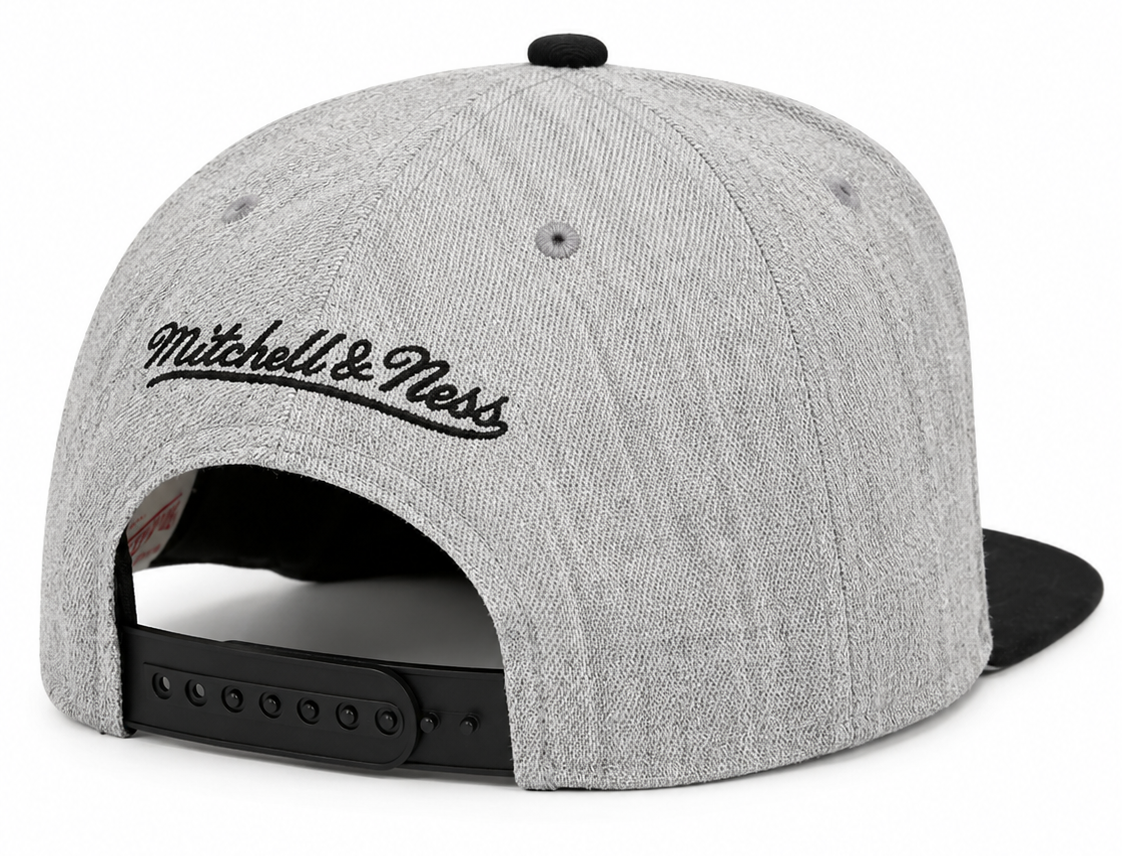 Toronto Raptors Mitchell & Ness Grey Black Pop Snapback Hat