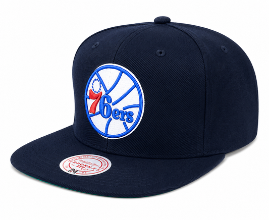 Men's Philadelphia 76ers NBA Core Basic Black Snapback Hat By Mitchell And Ness