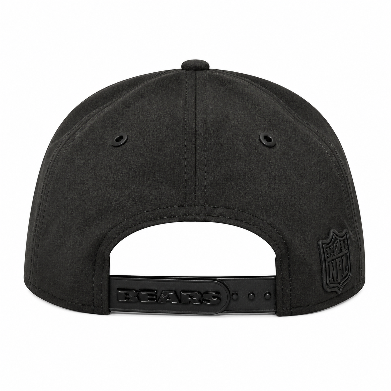 Men's Chicago Bears New Era 2026 NFL Sideline 9SEVENTY Black Bear Head Adjustable Hat