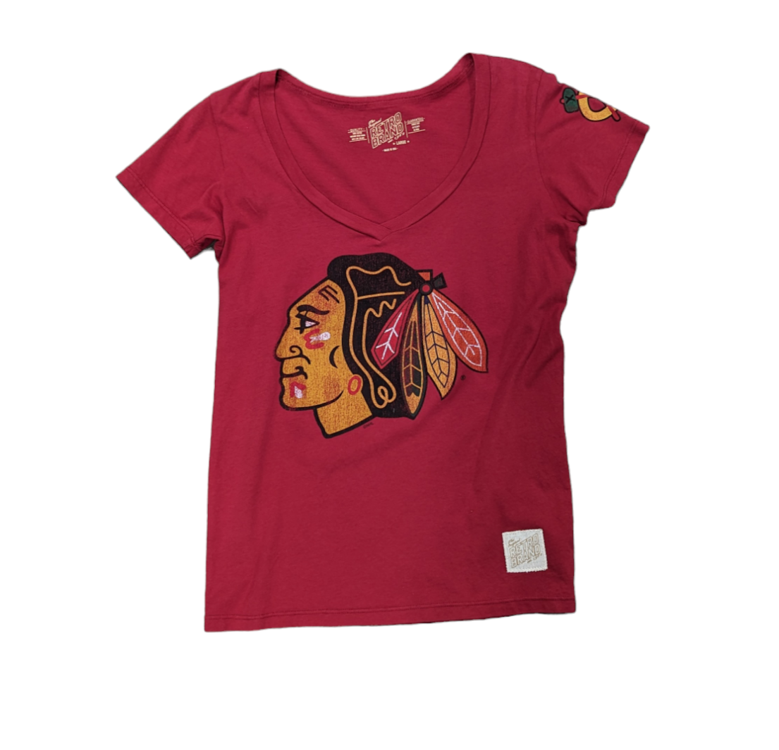 Women's Chicago Blackhawks Deep V Logo Tee, Red - Pro Jersey Sports