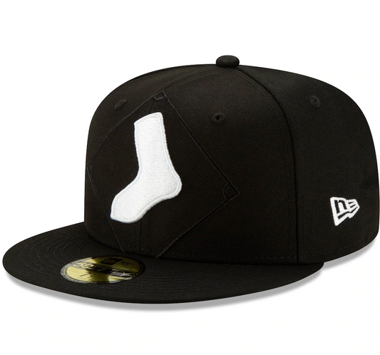Chicago White Sox New Era Black Logo Elements 59FIFTY Fitted Hat