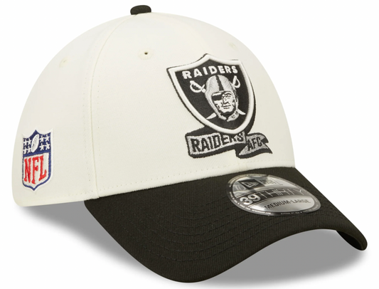 Men's Las Vegas Raiders New Era Cream/Black 2022 Sideline 39THIRTY Flex Hat - Pro Jersey Sports