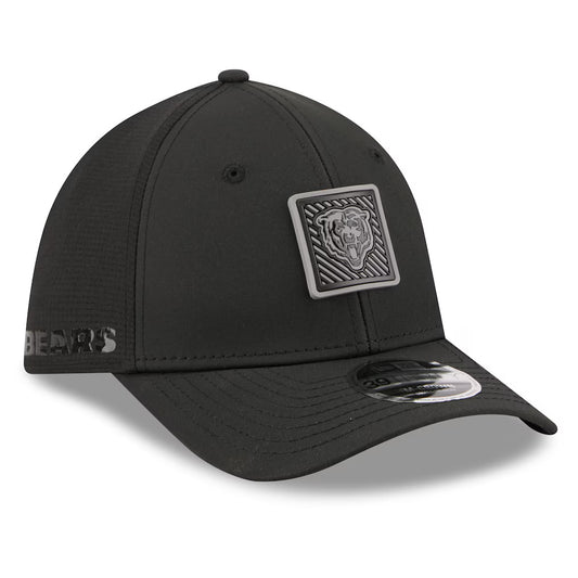 Chicago Bears New Era Black 2026 NFL Training Camp 39THIRTY M-Crown Flex Hat-Bear Logo