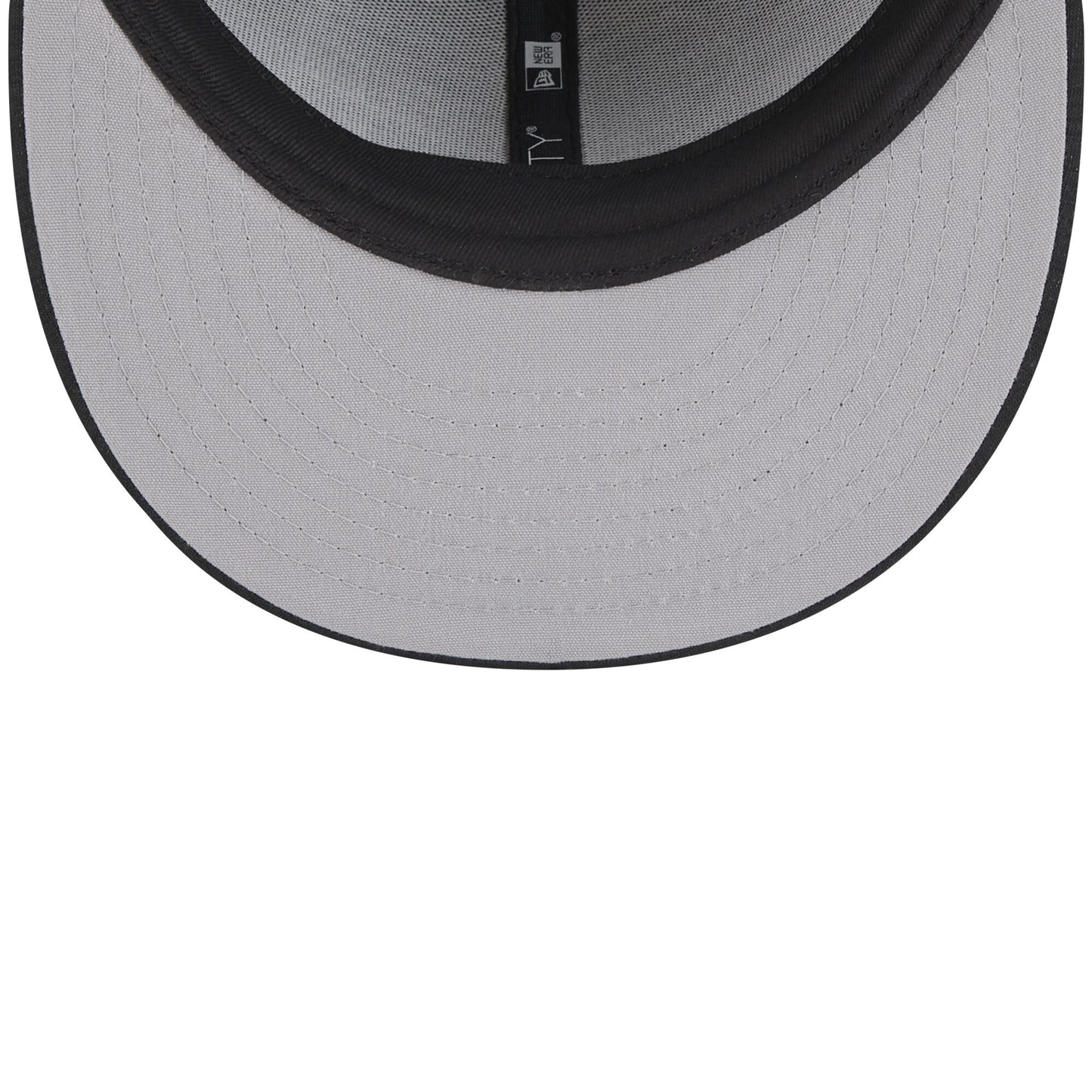 Men's Chicago Cubs New Era Black 2024 Clubhouse 59FIFTY Fitted Hat - Pro Jersey Sports