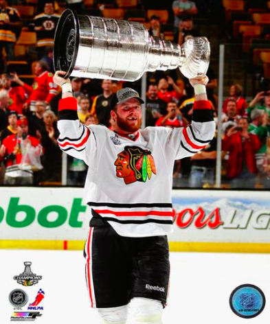 Bryan Bickell Chicago Blackhawks 2013 Stanley Cup Champions Raising Of The Cup Photo - Pro Jersey Sports
