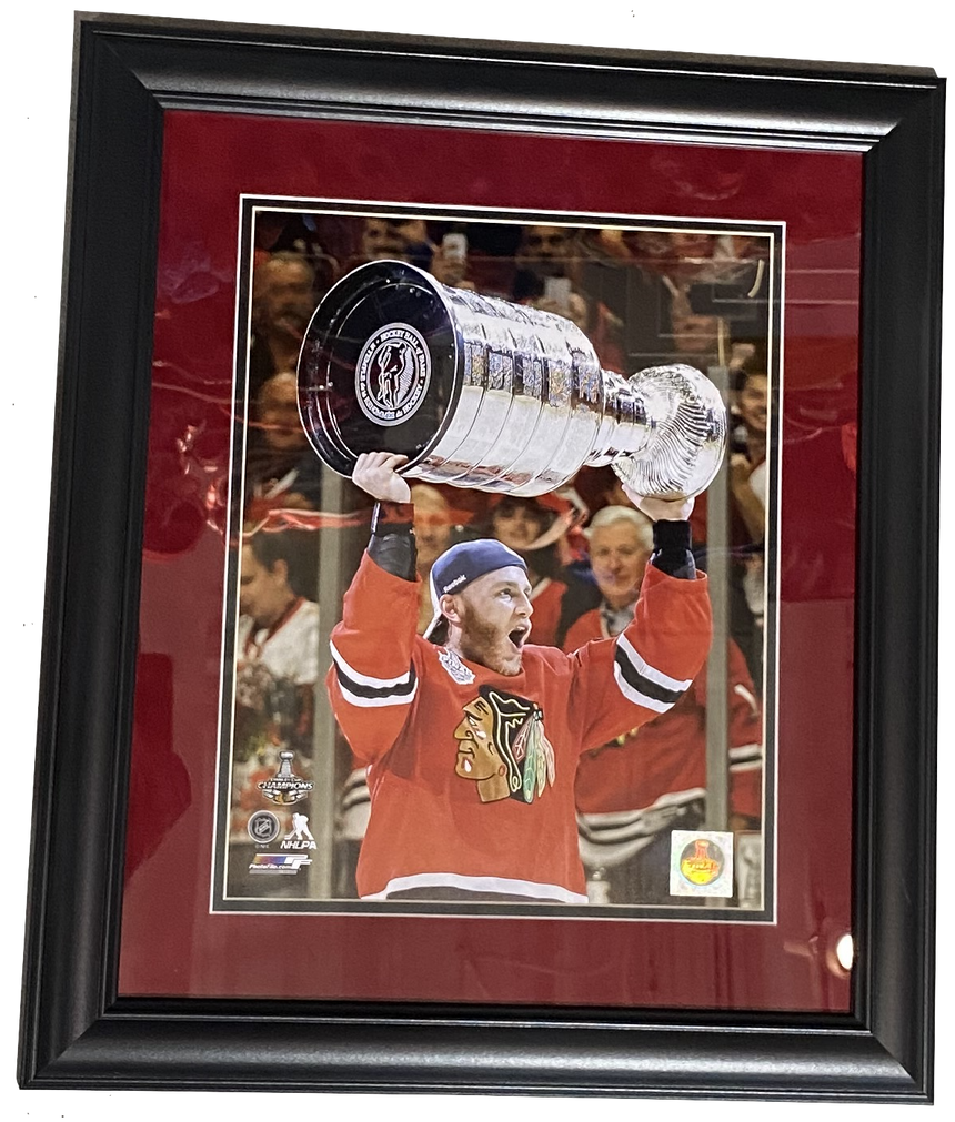 Chicago Blackhawks Patrick Kane "Trophy Shot" 2015 Stanley Cup 18" x 21" Framed Photo - Pro Jersey Sports