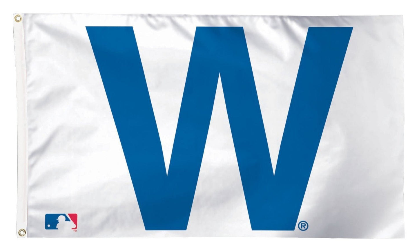 Chicago Cubs "W" Deluxe 3X5 Flag With Grommets - Pro Jersey Sports