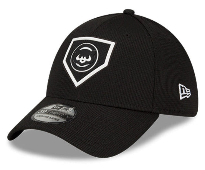Men's Chicago Cubs New Era Black 2021 Clubhouse 39THIRTY Flex Hat - Pro Jersey Sports