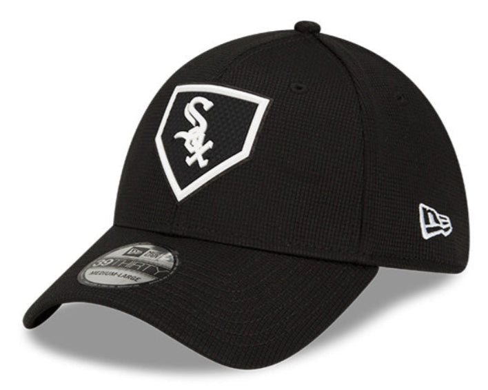 Men's Chicago White Sox New Era Black 2022 Clubhouse Alternate Black 39THIRTY Flex Hat - Pro Jersey Sports