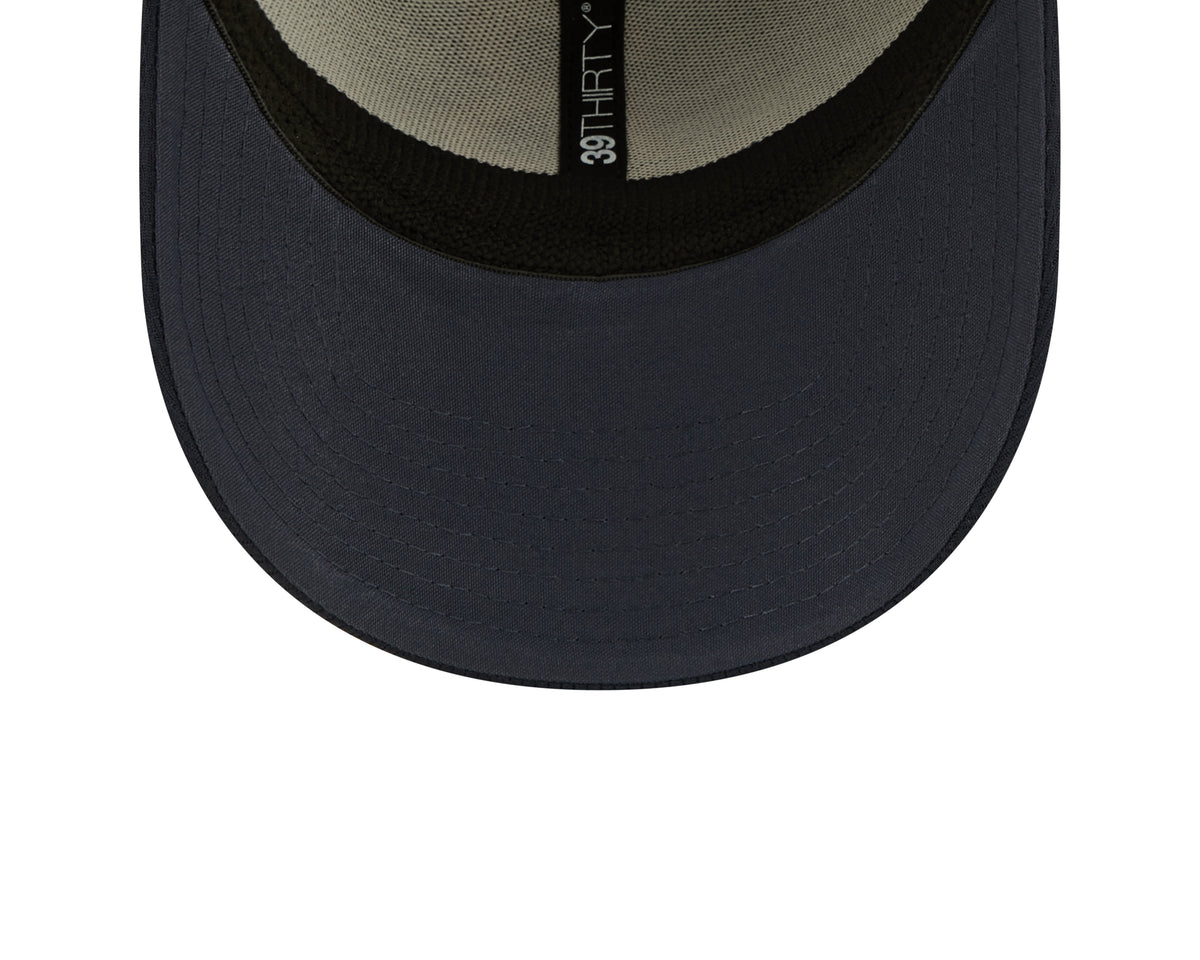 Men's Chicago Bears Mascot Logo New Era Navy 2022 Sideline Coaches 39THIRTY Flex Hat - Pro Jersey Sports