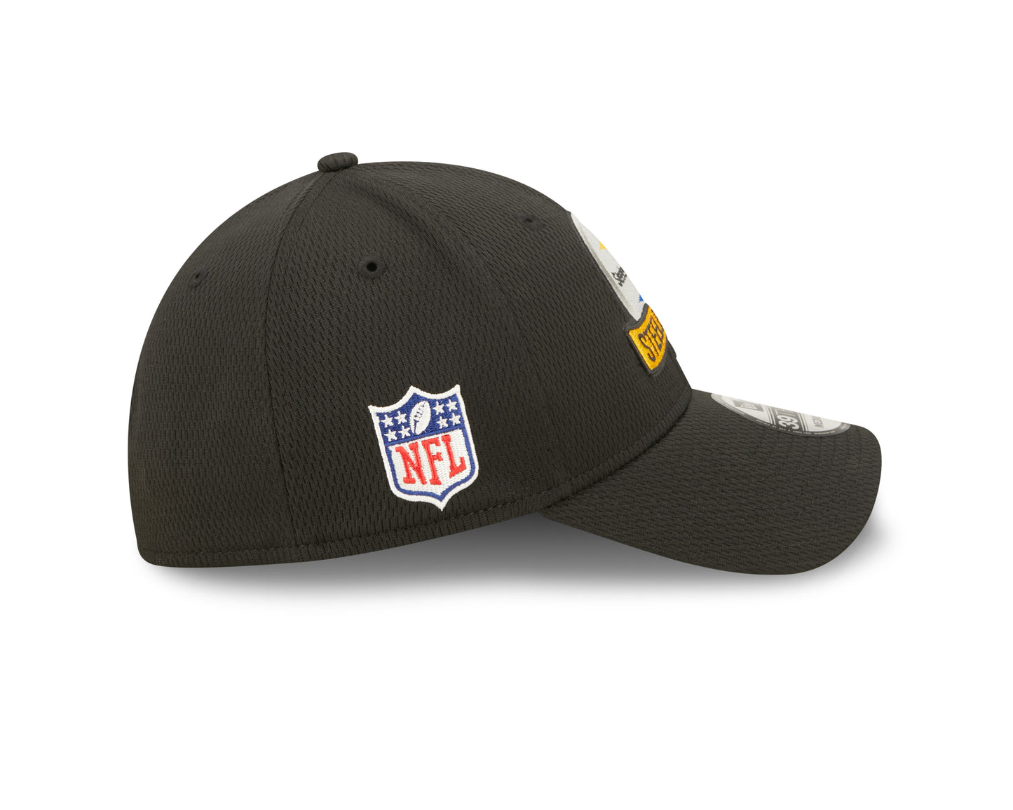 Men's Pittsburgh Steelers New Era Black 2022 Sideline Coaches 39THIRTY Flex Hat