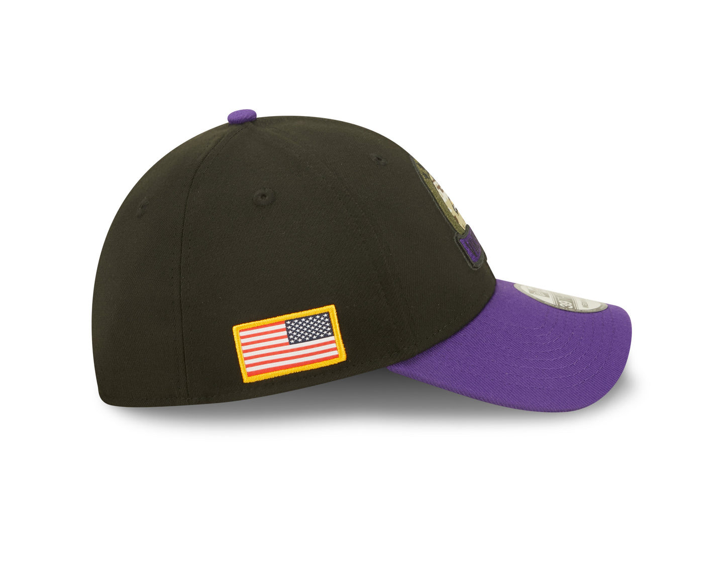Men's Minnesota Vikings New Era Black 2022 Salute to Service 39THIRTY Flex Hat