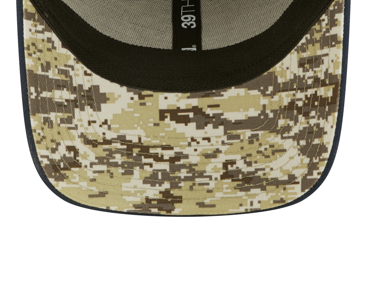 Men's New England Patriots New Era Black 2022 Salute to Service 39THIRTY Flex Hat - Pro Jersey Sports