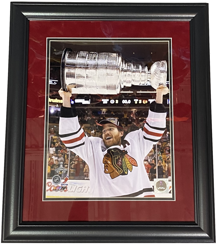 Chicago Blackhawks Duncan Keith 2013 Stanley Cup 18" x 21" Framed Photo - Pro Jersey Sports