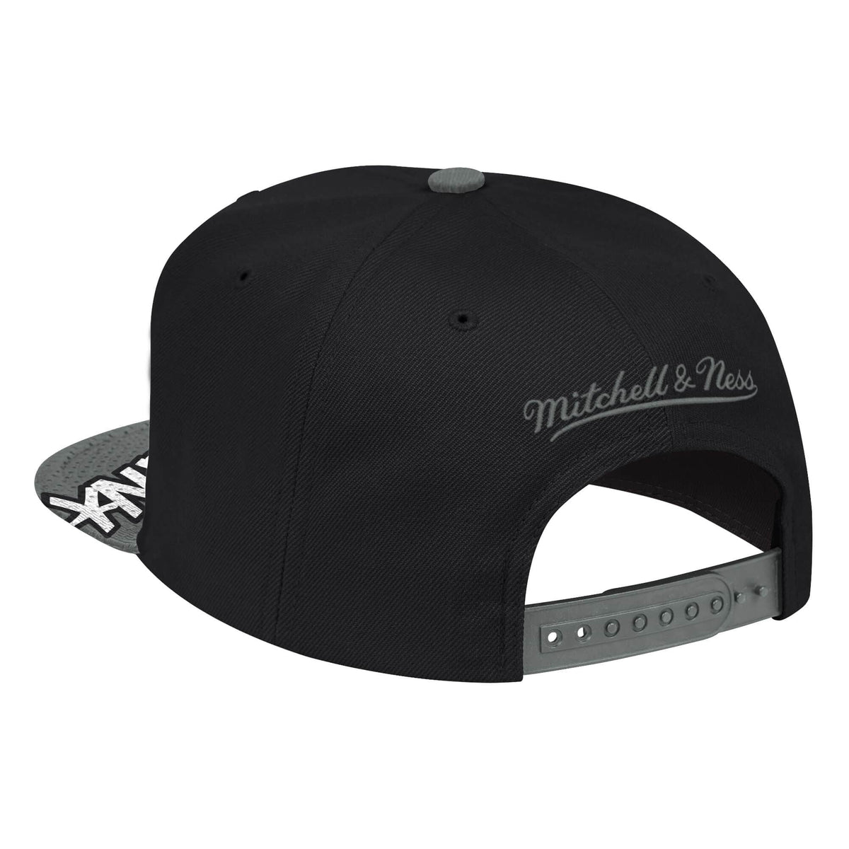 Men's Mitchell & Ness Black/Silver Brooklyn Nets Hardwood Classics Snapshot Adjustable Snapback Hat - Pro Jersey Sports