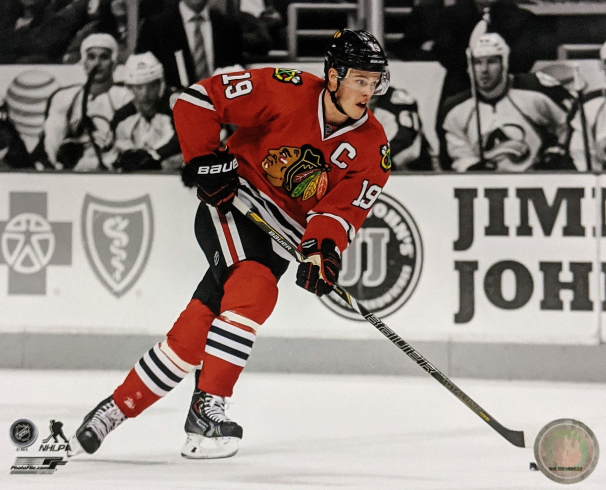 Jonathan Toews Chicago Blackhawks NHL Black & White/Color Action Photo (Size: 8" x 10") - Pro Jersey Sports