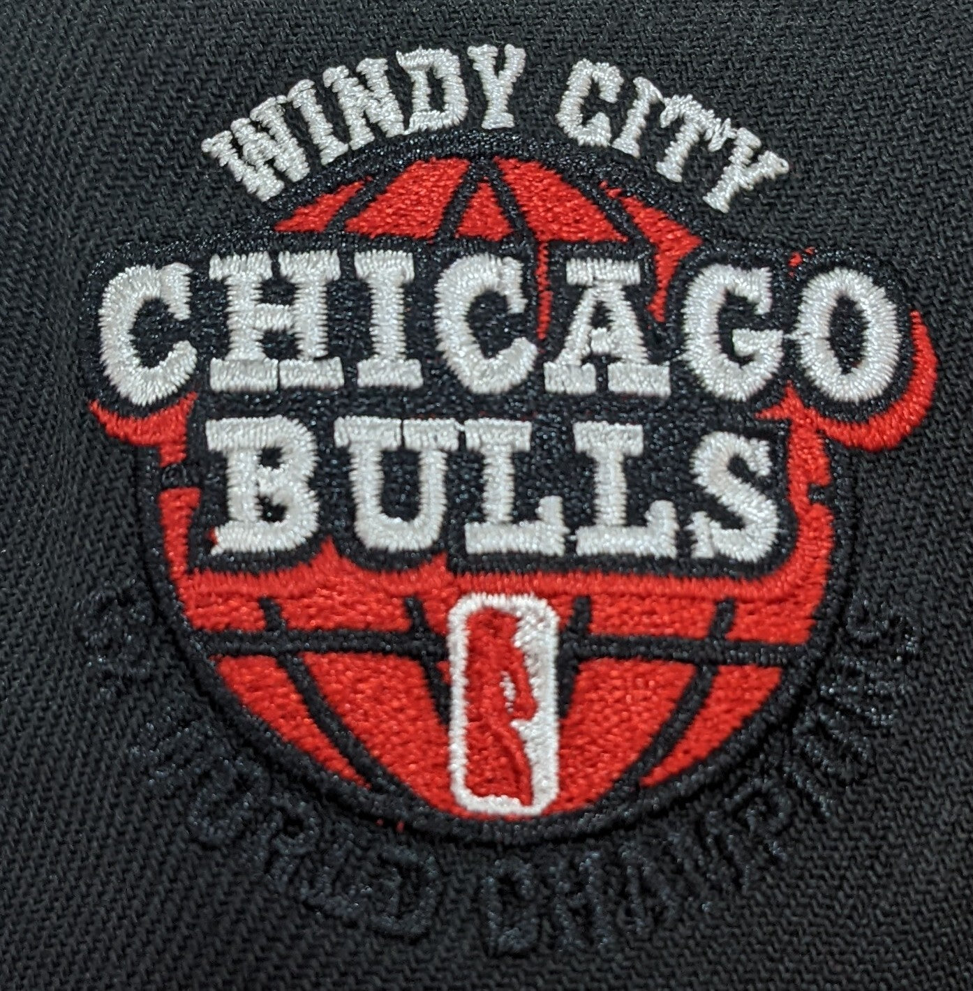 Men's Chicago Bulls Black/Red 6X Champions 59FIFTY Fitted Hat - Pro Jersey Sports