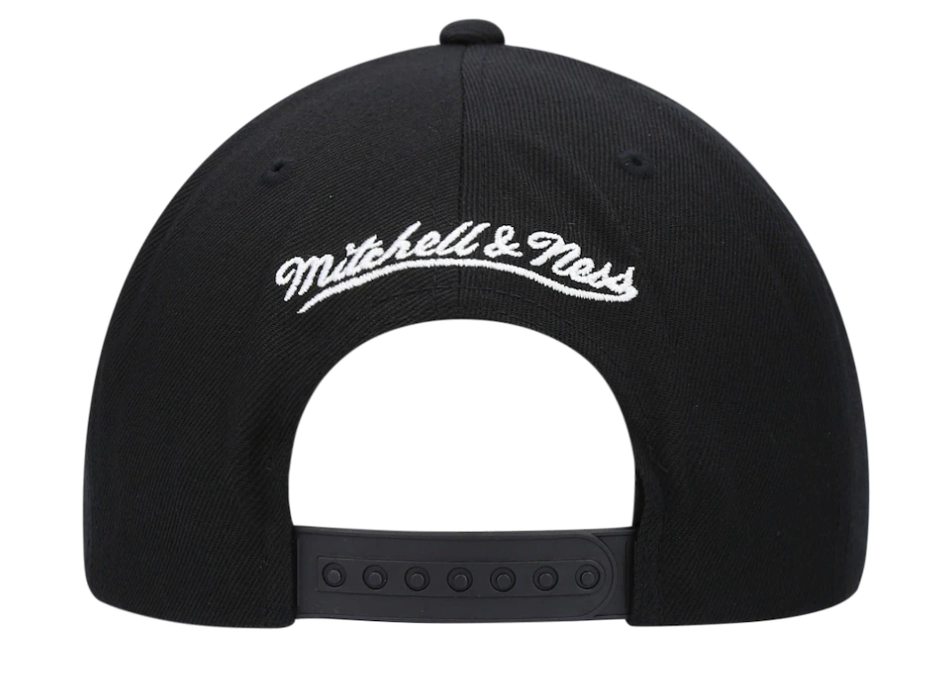 Men's Mitchell & Ness San Antonio Spurs 2-Tone 2.0 Black/Gray Adjustable Snapback Hat - Pro Jersey Sports