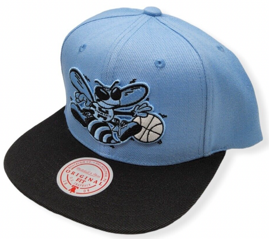 Men's Charlotte Hornets Mitchell & Ness NBA University Away 2 Tone HWC Snapback Hat - Pro Jersey Sports