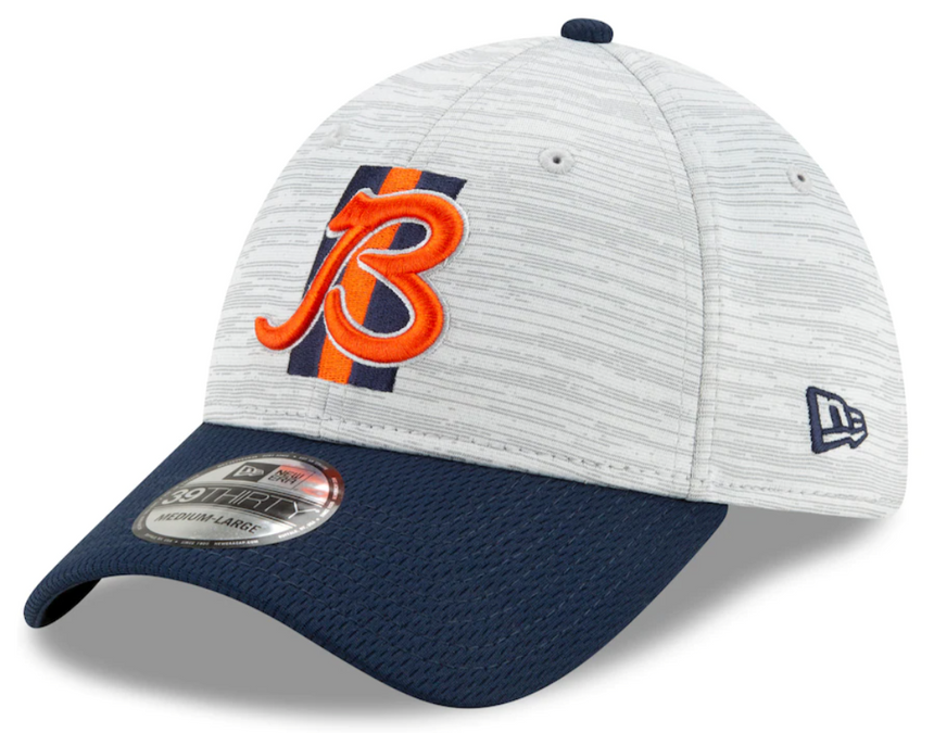Chicago Bears "B" Logo 2021 Training Camp On Field Gray/Navy New Era 39THIRTY Flex Fit Hat - Pro Jersey Sports