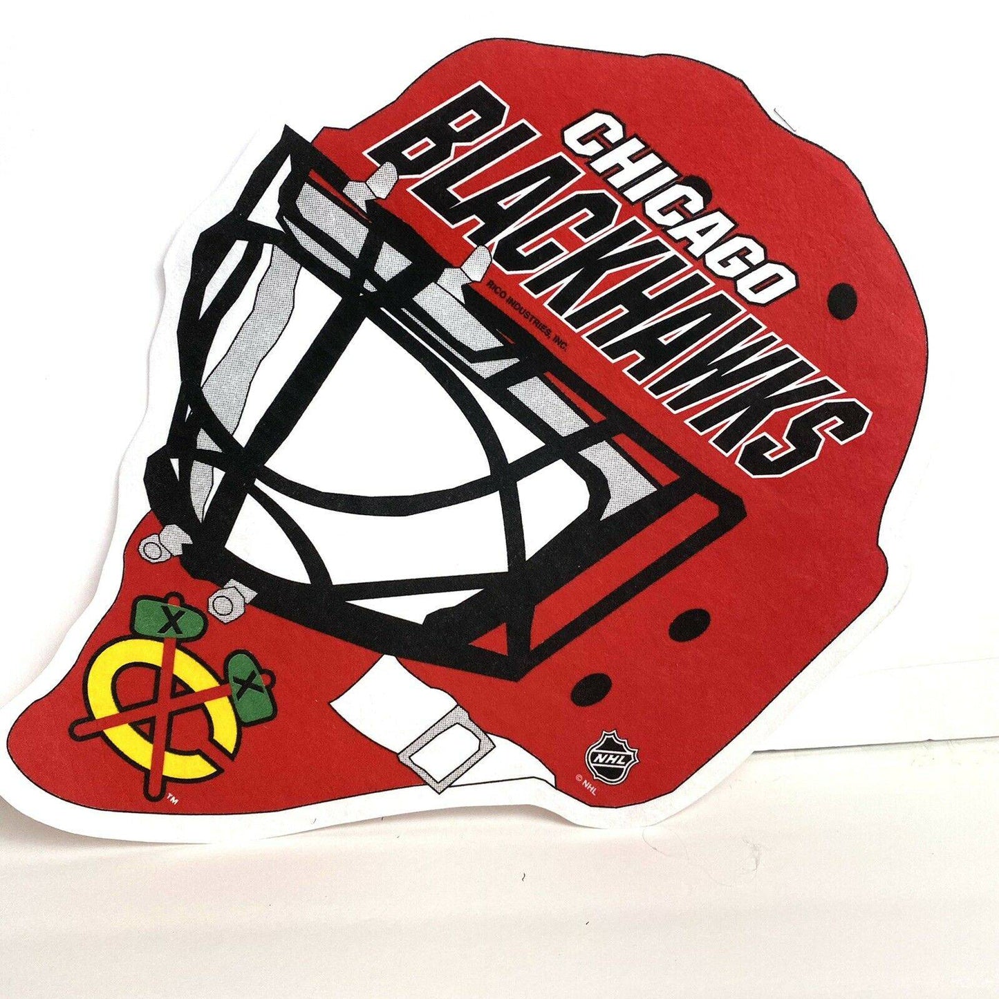 Chicago Blackhawks Helmet Shaped Pennant - Pro Jersey Sports