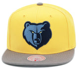 Men's Memphis Grizzlies Mitchell & Ness NBA Core Basic Gold and Gray Snapback Hat - Pro Jersey Sports