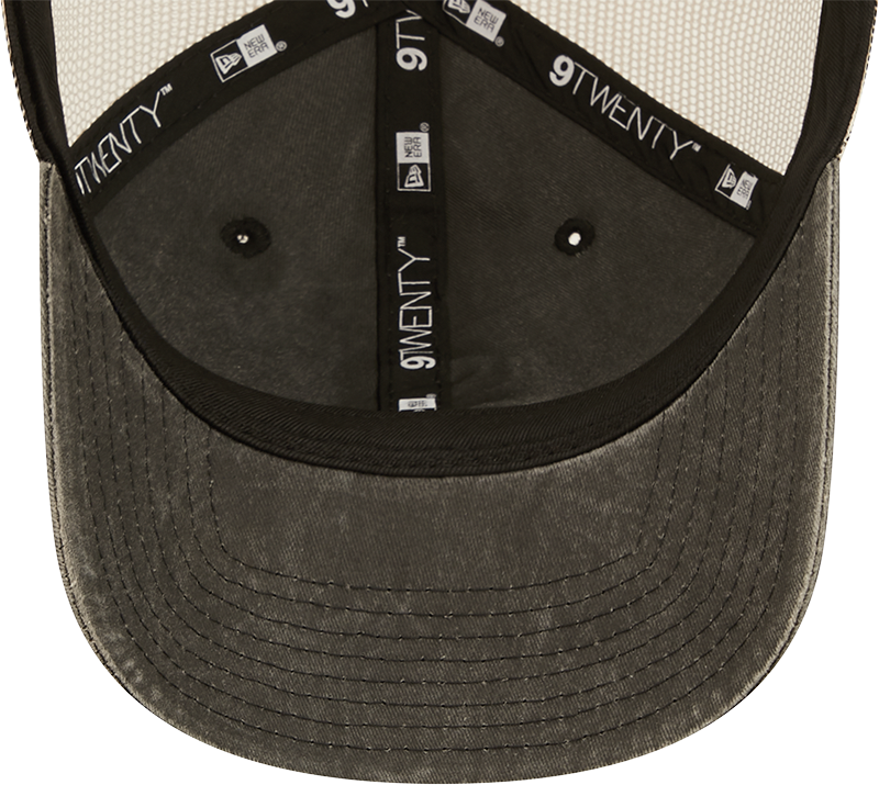 Chicago White Sox New Era Washed Trucker 9TWENTY Adjustable Snapback Hat