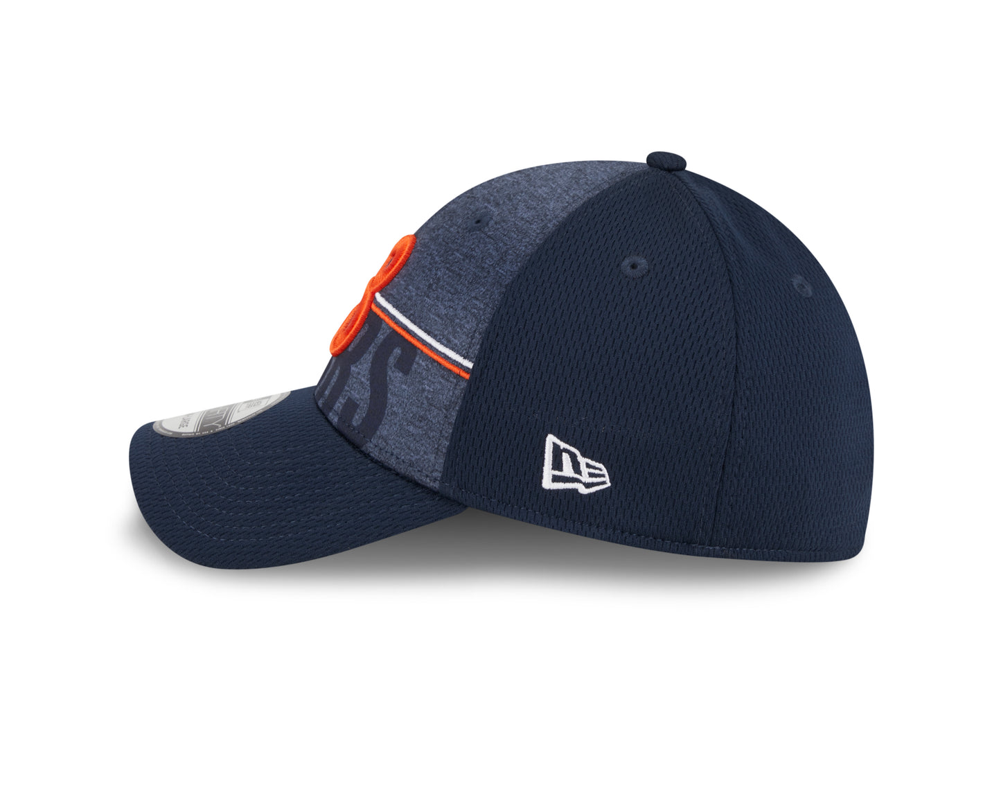 Men's Chicago Bears New Era NFL 2023 Training Camp Navy B Logo 39THIRTY Flex Fit Hat