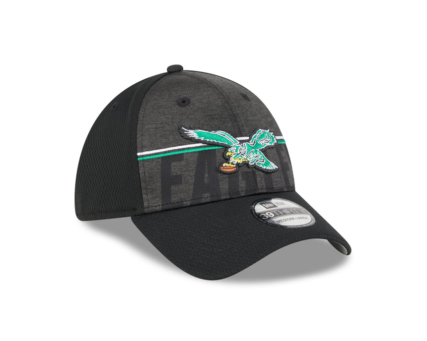 Men's Philadelphia Eagles New Era NFL 2023 Training Camp Black Throwback Logo 39THIRTY Flex Fit Hat - Pro Jersey Sports