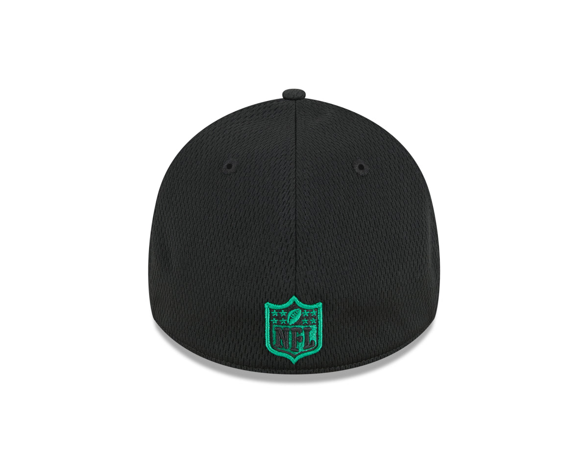 Men's Philadelphia Eagles New Era NFL 2023 Training Camp Black Throwback Logo 39THIRTY Flex Fit Hat - Pro Jersey Sports