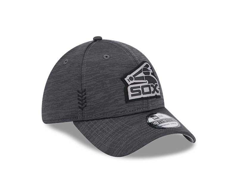 Men's Chicago White Sox New Era Graphite 2024 Clubhouse 39THIRTY Flex Fit Hat