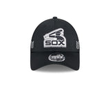 Men's Chicago White Sox New Era Black 2024 Clubhouse 9FORTY Adjustable Hat - Pro Jersey Sports