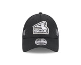 Men's Chicago White Sox New Era Black & White 2024 Clubhouse 9FORTY Adjustable Hat - Pro Jersey Sports