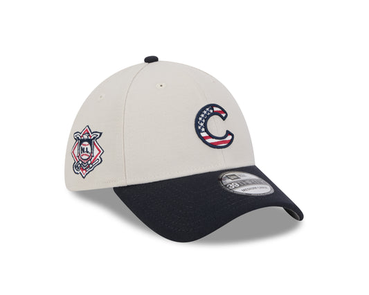 Chicago Cubs New Era Stone/Navy 2024 4th of July 39THIRTY Flex Hat