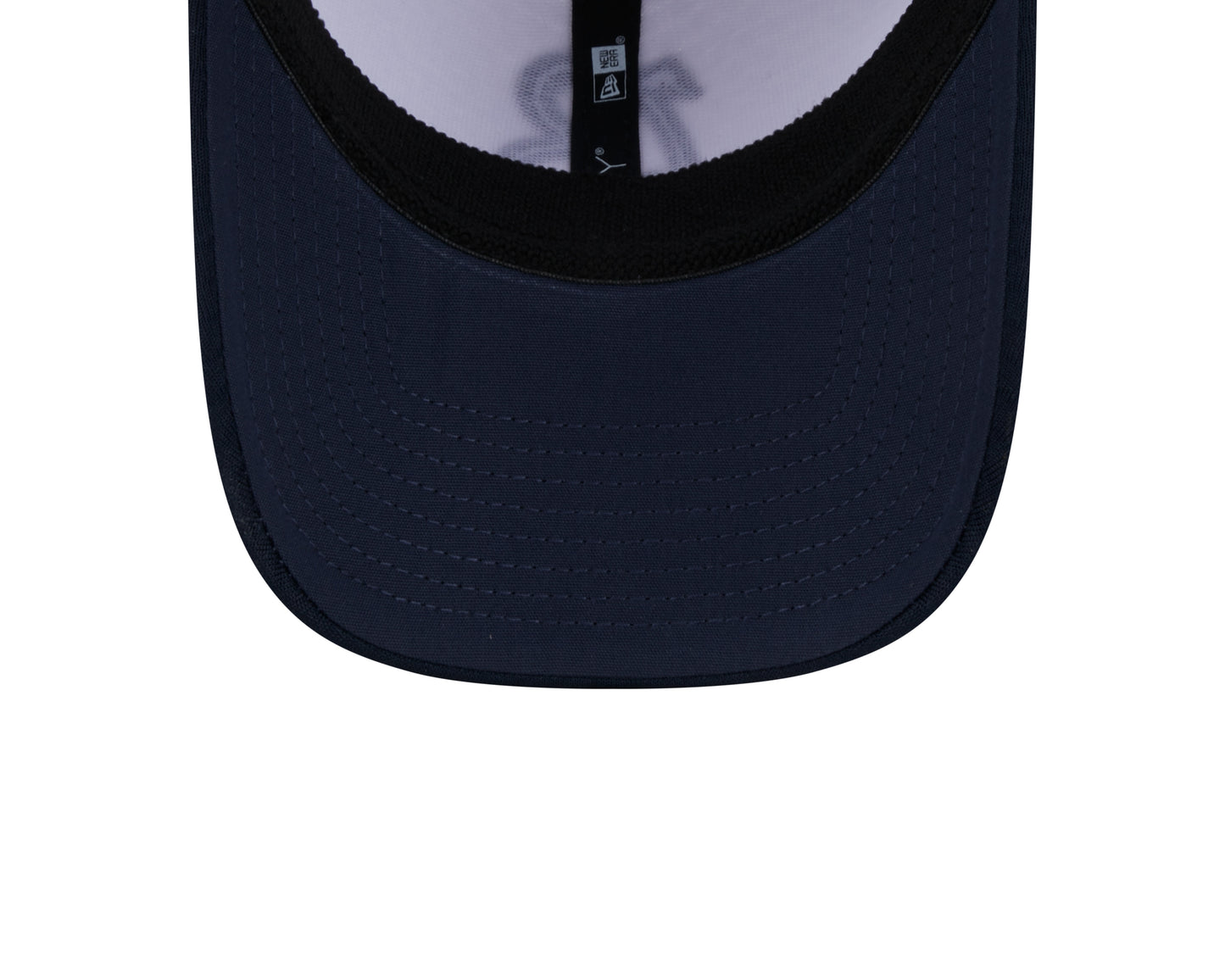 Chicago Bears New Era 2024 NFL Training Camp B Logo White/Navy 39THIRTY Flex Hat