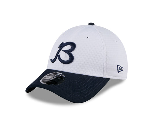 Men's Chicago Bears New Era White/Navy 2024 NFL Training Camp B Logo 9FORTY Adjustable Hat