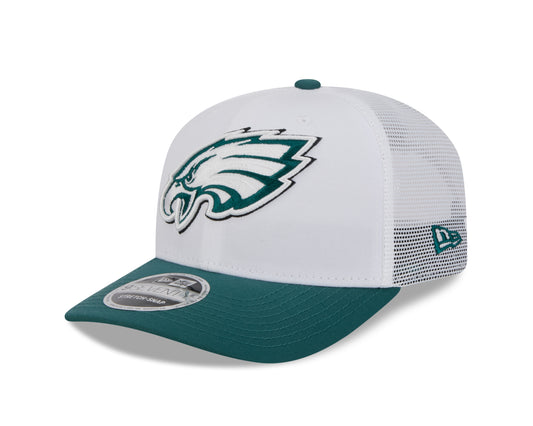 Men's Philadelphia Eagles New Era White/Green 2024 NFL Training Camp 9SEVENTY Trucker Hat