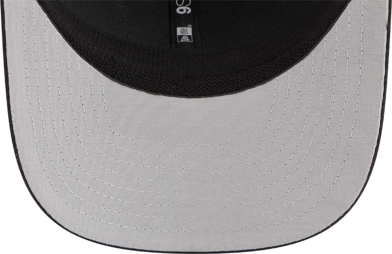 Chicago Bulls New Era Black 9SEVENTY Trucker Adjustable Hat