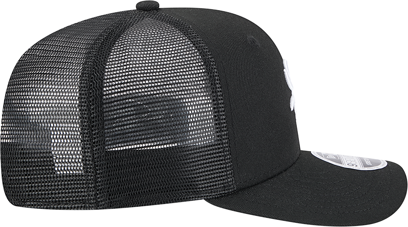 Chicago White Sox New Era Black 9SEVENTY Trucker Adjustable Hat