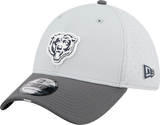 Men's Chicago Bears New Era Gray/Graphite 2025 NFL Training Camp 39THIRTY Flex Hat - Pro Jersey Sports
