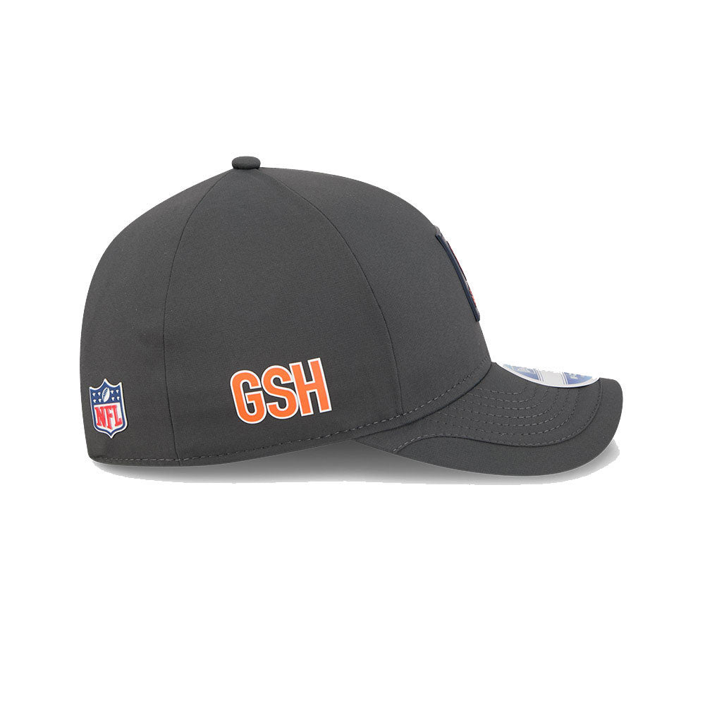 Men's Chicago Bears New Era Graphite 2025 NFL Sideline Cold 9FORTY M-Crown Adjustable Hat - Pro Jersey Sports